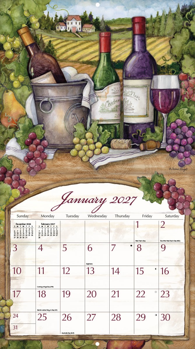 Wine Country 2027 Lang Kalender 27991001885-03 Kalender van Susan Winget opengevouwen met volledige indeling zichtbaar aan de muur.